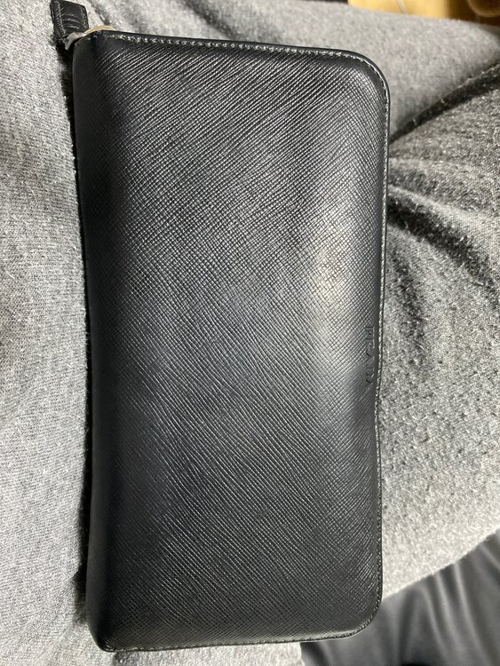 プラダ  （ブランドバッグ）の商品画像 - 査定依頼日：2025年1月31日 - 最高査定価格：5,000円