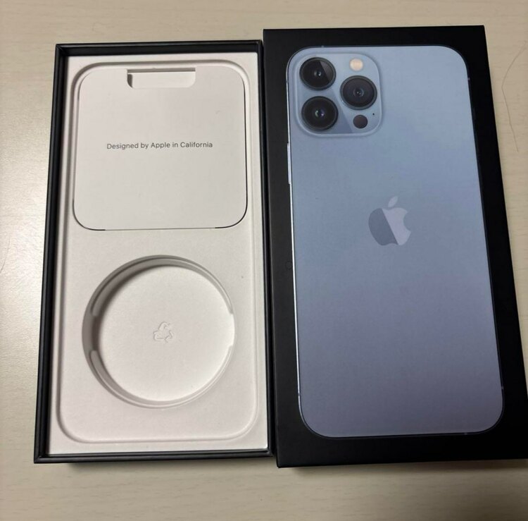 iPhone 13 Pro Max 256GB docomo（スマホ）の商品画像 - 査定依頼日：2025年1月15日 - 最高査定価格：78,000円