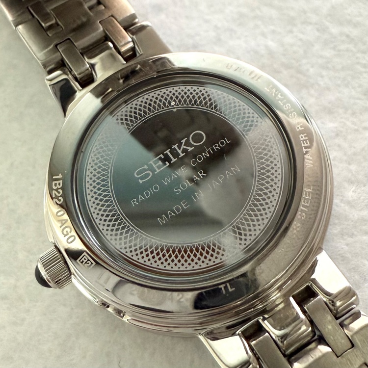 セイコー ドルチェ& エクセリーヌ ダイヤ シェル 腕時計 SWCW007（高級時計）の商品画像 - 査定依頼日：2026年4月5日 - 最高査定価格：15,000円