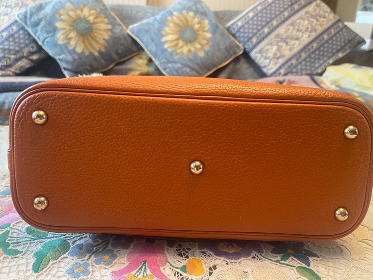 ボリード（ブランドバッグ）の商品画像 - 査定依頼日：2025年9月21日 - 最高査定価格：450,000円