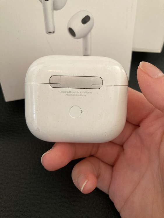 AirPods第3世代（オーディオ・スピーカー）の商品画像 - 査定依頼日：2026年2月20日 - 最高査定価格：100,000円