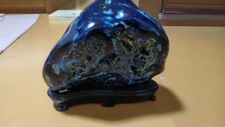 鑑賞石　ブルーメノウ　青銅石（美術品・骨董品）の商品画像 - 査定依頼日：2026年4月26日 - 最高査定価格：100,000円