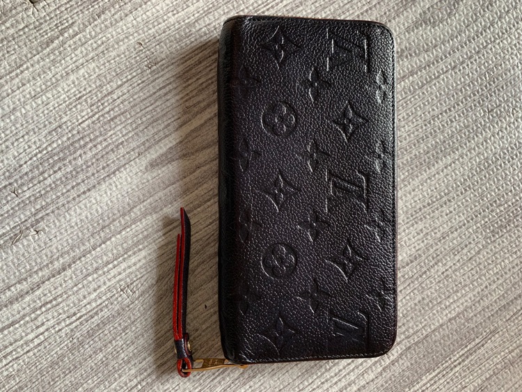 アンプラント　マリーヌルージュ　M62121（ブランド財布・小物）の商品画像 - 査定依頼日：2025年6月13日 - 最高査定価格：18,000円