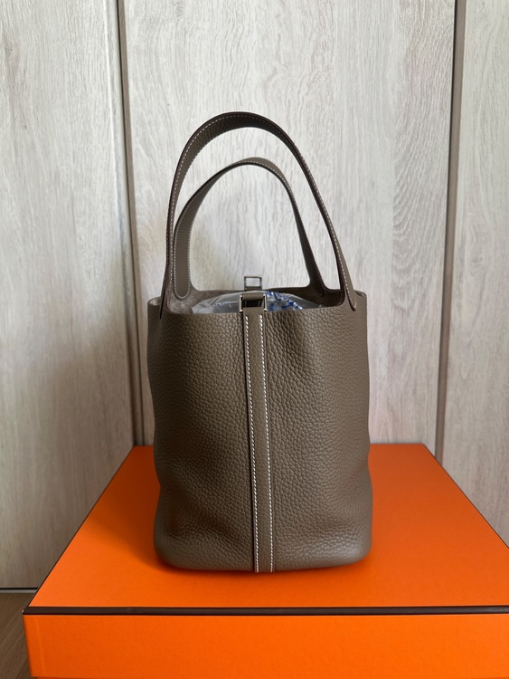 エルメス ピコタン （ブランドバッグ）の商品画像 - 査定依頼日：2026年4月17日 - 最高査定価格：650,000円