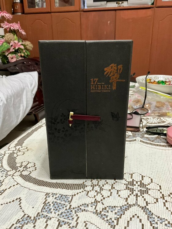 ウイスキー サントリー響 （お酒）の商品画像 - 査定依頼日：2026年1月23日 - 最高査定価格：1,000,000円