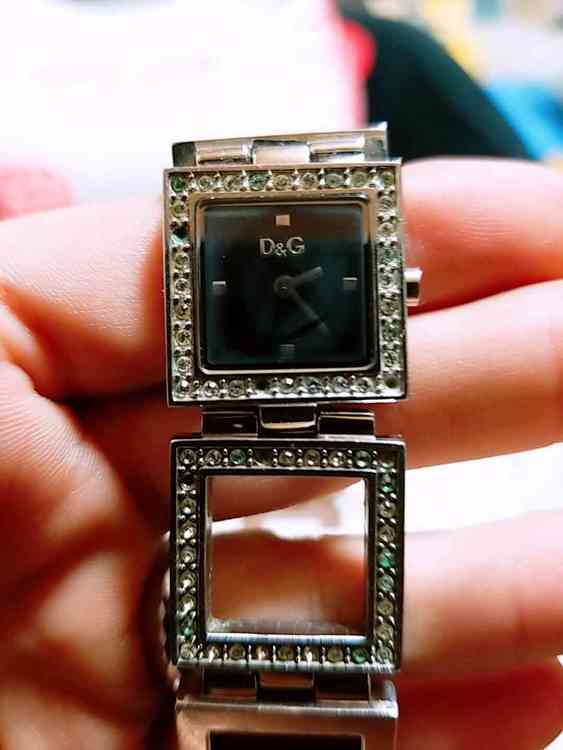 DOLCE&GABBANA（高級時計）の商品画像 - 査定依頼日：2019年9月5日 - 最高査定価格：1,000円