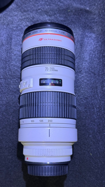 EF70-200mm F2.8L IS II USM（カメラ）の商品画像 - 査定依頼日：2026年9月6日 - 最高査定価格：140,000円