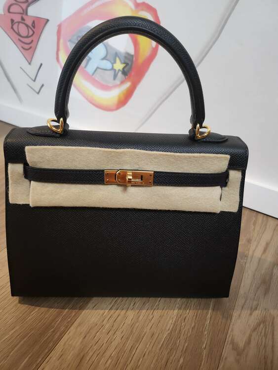 エルメス ケリー （ブランドバッグ）の商品画像 - 査定依頼日：2025年5月26日 - 最高査定価格：3,350,000円