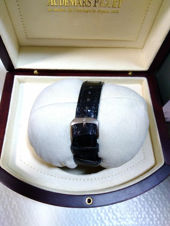 オーデマピゲ その他 （高級時計）の商品画像 - 査定依頼日：2025年8月15日 - 最高査定価格：1,200,000円