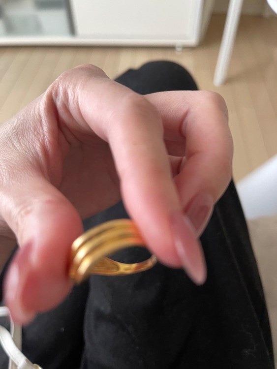 金（金・貴金属）の商品画像 - 査定依頼日：2025年9月30日 - 最高査定価格：225,870円