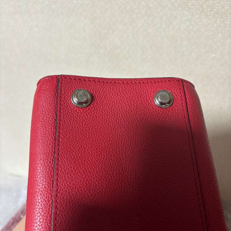 ルイヴィトン シティ スティーマー PM ルージュ （ブランドバッグ）の商品画像 - 査定依頼日：2025年3月14日 - 最高査定価格：80,000円