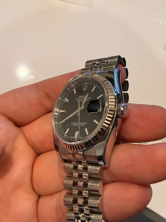 ロレックス デイトジャスト 116234（高級時計）の商品画像 - 査定依頼日：2025年12月22日 - 最高査定価格：1,320,000円