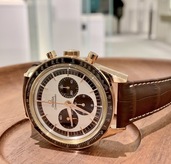 オメガ スピードマスター 311.63.40.30.02.00（高級時計）の商品画像 - 査定依頼日：2026年1月7日 - 最高査定価格：1,800,000円