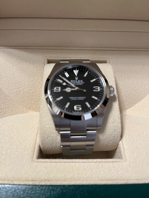 224270 エクスプローラⅠ 40（高級時計）の商品画像 - 査定依頼日：2025年6月13日 - 最高査定価格：1,350,000円
