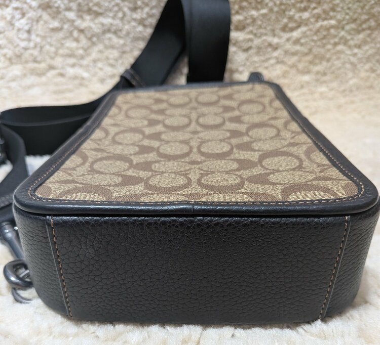 C9865（ブランドバッグ）の商品画像 - 査定依頼日：2026年3月17日 - 最高査定価格：10,000円