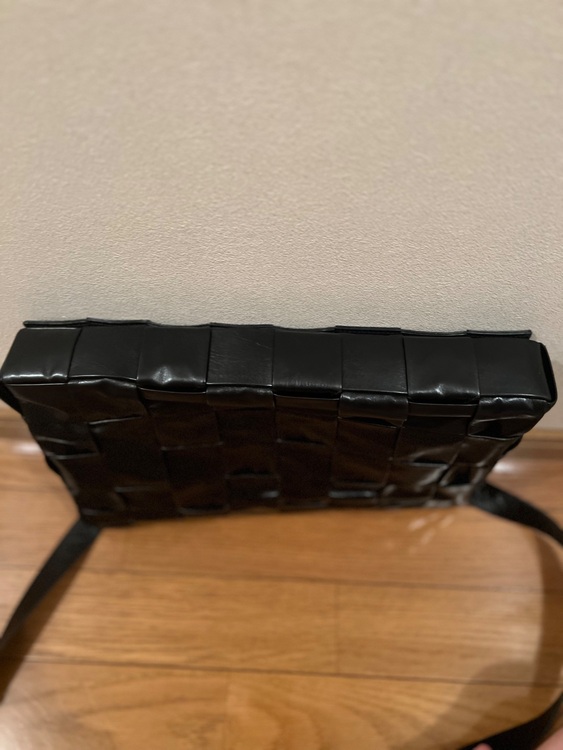 ボッテガ・ヴェネタ  （ブランドバッグ）の商品画像 - 査定依頼日：2025年9月21日 - 最高査定価格：100,000円