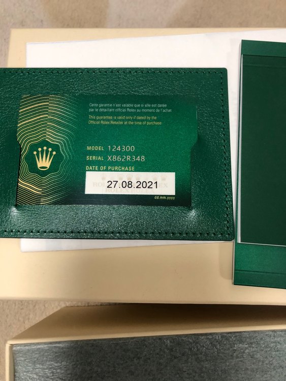 オイスターパーペチュアル41イエロー（高級時計）の商品画像 - 査定依頼日：2023年3月28日 - 最高査定価格：2,100,000円