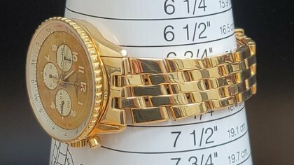 Breitling Navitimer Tropicaldial 92（高級時計）の商品画像 - 査定依頼日：2026年1月12日 - 最高査定価格：3,080,000円
