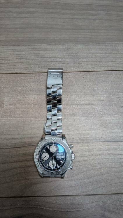 ブライトリング スーパーオーシャン A13340（高級時計）の商品画像 - 査定依頼日：2025年12月19日 - 最高査定価格：260,000円