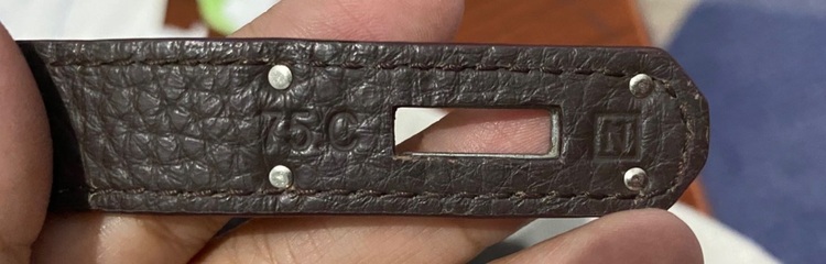 ケリー 32（ブランドバッグ）の商品画像 - 査定依頼日：2025年11月9日 - 最高査定価格：1,300,000円