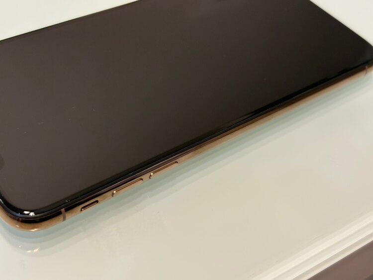 iPhone XS MAX（スマホ）の商品画像 - 査定依頼日：2025年5月13日 - 最高査定価格：19,000円