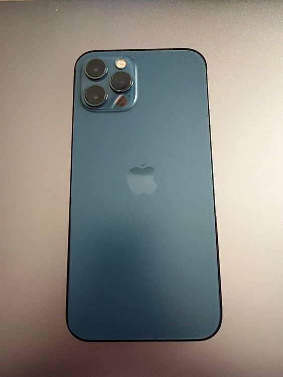 iPhone iPhone 12 Pro 256GB SIMフリー（スマホ）の商品画像 - 査定依頼日：2026年10月19日 - 最高査定価格：35,000円