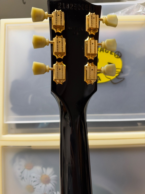 レスポールスタジオ ゴールドハードウェア リミテッド（ピアノ・楽器・PA機材）の商品画像 - 査定依頼日：2026年9月30日 - 最高査定価格：130,000円