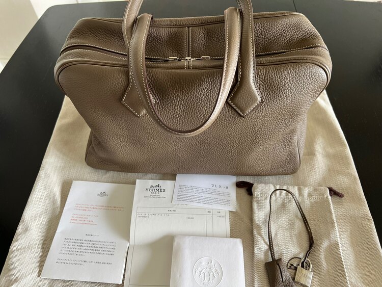 エルメス ヴィクトリア （ブランドバッグ）の商品画像 - 査定依頼日：2025年5月11日 - 最高査定価格：450,000円