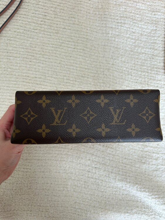 ルイヴィトン モノグラム ロッキーBB（ブランドバッグ）の商品画像 - 査定依頼日：2024年12月18日 - 最高査定価格：135,000円