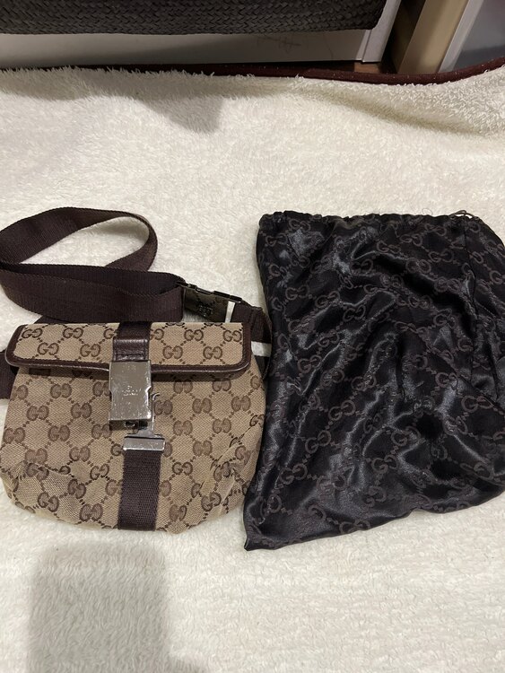 ウエストポーチ（ブランドバッグ）の商品画像 - 査定依頼日：2025年5月6日 - 最高査定価格：40,000円