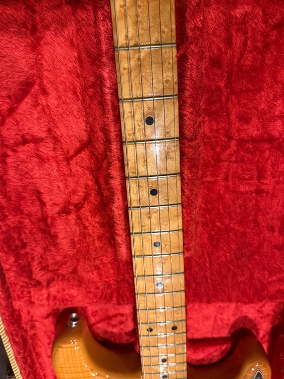 custom shop 54 Stratocaster FMT（ピアノ・楽器・PA機材）の商品画像 - 査定依頼日：2026年2月23日 - 最高査定価格：360,000円