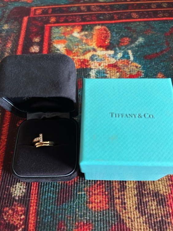 Tスクエア ティファニーラップリング　K18　ピンクゴールド（金・貴金属）の商品画像 - 査定依頼日：2026年3月13日 - 最高査定価格：300,000円