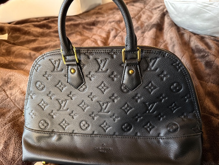 ネオアルマ PM（ブランドバッグ）の商品画像 - 査定依頼日：2026年2月9日 - 最高査定価格：220,000円