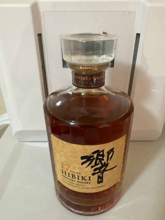 響17年（お酒）の商品画像 - 査定依頼日：2025年4月9日 - 最高査定価格：45,000円