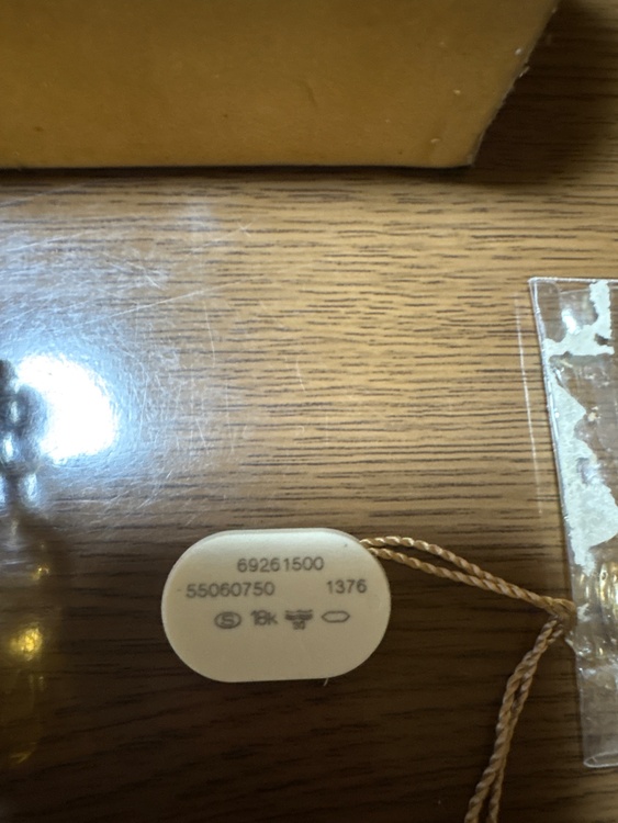 オメガ その他 8301/854（高級時計）の商品画像 - 査定依頼日：2026年3月31日 - 最高査定価格：1,880,000円