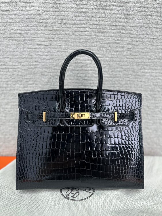 エルメス バーキン （ブランドバッグ）の商品画像 - 査定依頼日：2025年5月3日 - 最高査定価格：7,200,000円