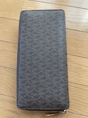 マイケルコース  長財布（ブランド財布・小物）の商品画像 - 査定依頼日：2021年8月30日 - 最高査定価格：2,000円