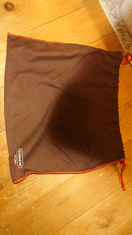 その他 コーチ （ブランドバッグ）の商品画像 - 査定依頼日：2026年1月20日 - 最高査定価格：2,500円