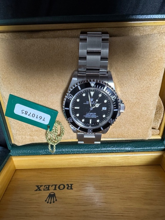 ロレックス シードゥエラー （高級時計）の商品画像 - 査定依頼日：2026年3月28日 - 最高査定価格：1,425,000円
