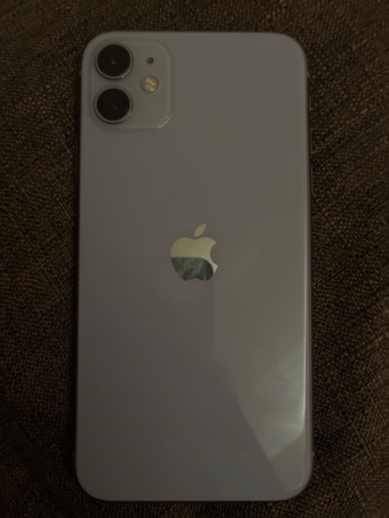 iPhone11 64GB au（スマホ）の商品画像 - 査定依頼日：2026年3月12日 - 最高査定価格：19,000円