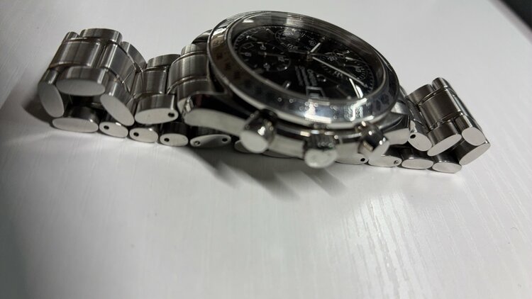 オメガ スピードマスター 5（高級時計）の商品画像 - 査定依頼日：2026年4月6日 - 最高査定価格：250,000円