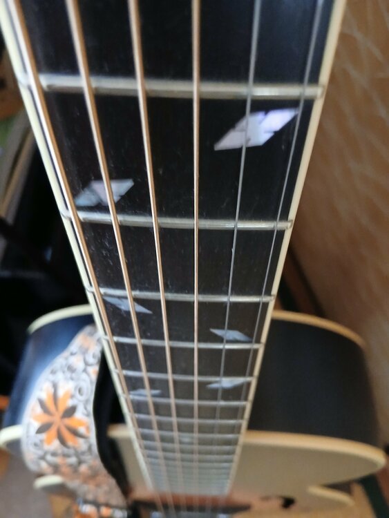 Epiphone masterbuild zenith（ピアノ・楽器・PA機材）の商品画像 - 査定依頼日：2026年4月12日 - 最高査定価格：25,000円