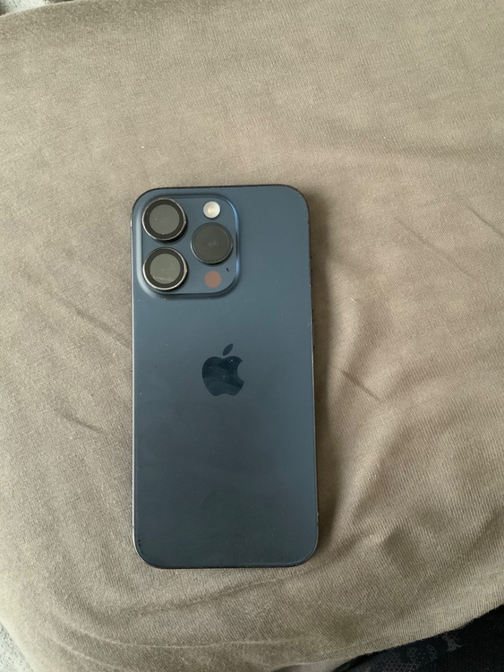 iPhone iPhone 15 Pro 256GB 楽天モバイル（スマホ）の商品画像 - 査定依頼日：2026年8月13日 - 最高査定価格：47,000円