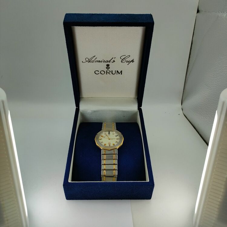 その他 その他 CORUM　9981021 V05（高級時計）の商品画像 - 査定依頼日：2025年12月1日 - 最高査定価格：80,000円