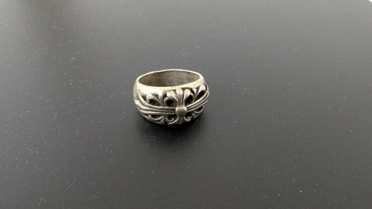 フローラルクロスリング（古着・ファッション）の商品画像 - 査定依頼日：2026年1月31日 - 最高査定価格：161,000円