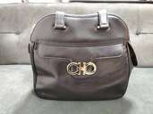 ショルダーバック（ブランドバッグ）の商品画像 - 査定依頼日：2025年3月25日 - 最高査定価格：10,000円