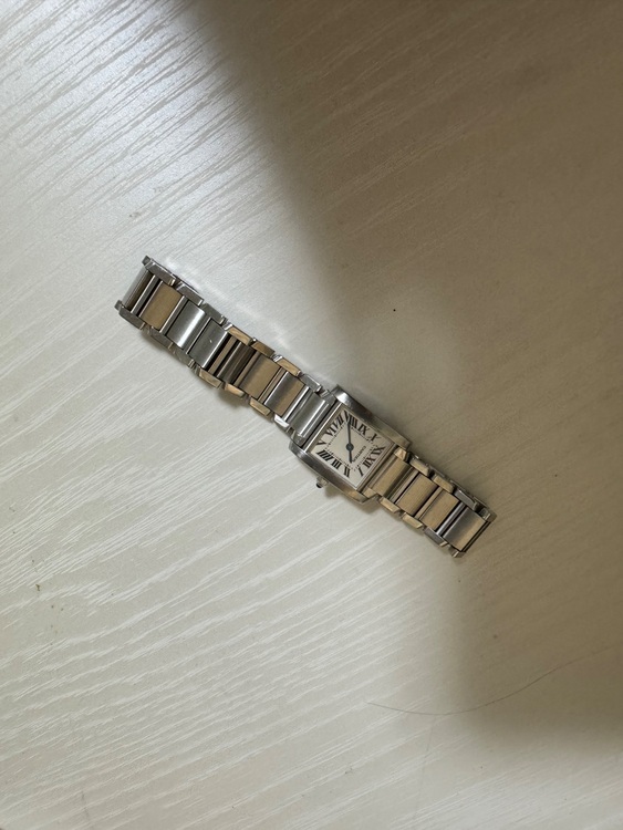 カルティエ タンク（高級時計）の商品画像 - 査定依頼日：2025年8月16日 - 最高査定価格：320,000円