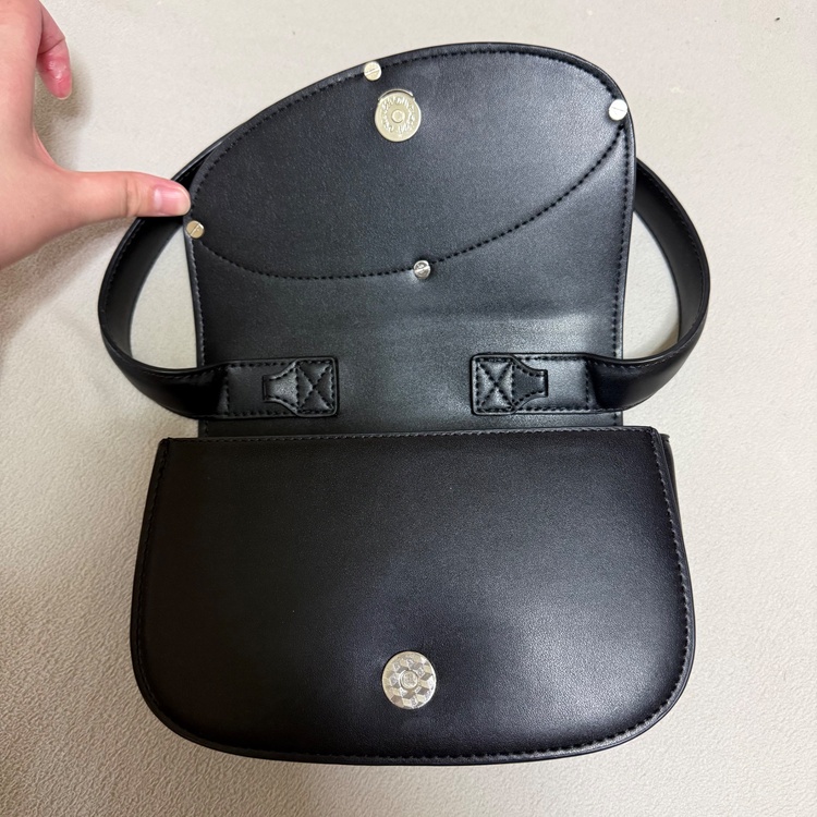 その他 その他 （ブランドバッグ）の商品画像 - 査定依頼日：2026年4月10日 - 最高査定価格：10,000円