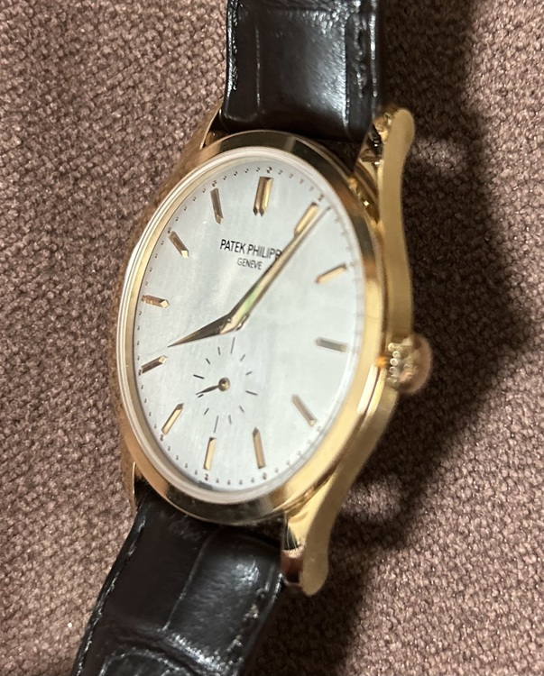 パテックフィリップ カラトラバ 5196R-001（高級時計）の商品画像 - 査定依頼日：2026年2月21日 - 最高査定価格：2,700,000円