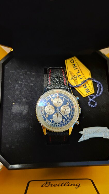 ブライトリング ナビタイマー （高級時計）の商品画像 - 査定依頼日：2026年3月15日 - 最高査定価格：450,000円